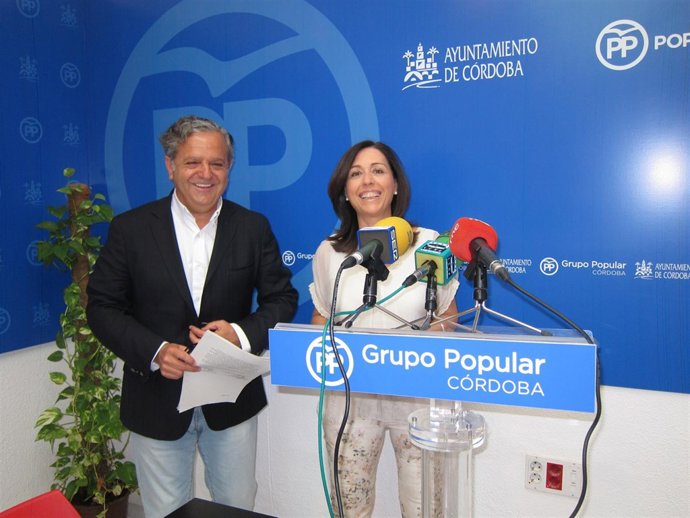 Salvador Fuentes y Carmen Sousa