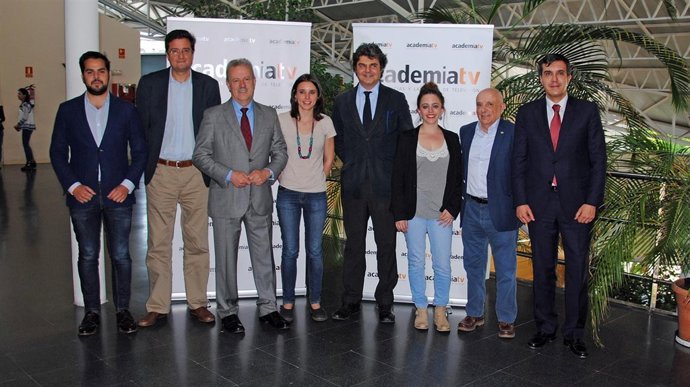 La Academia De Televisión Punto De Encuentro Para La Preparación Del Deb4te 2016