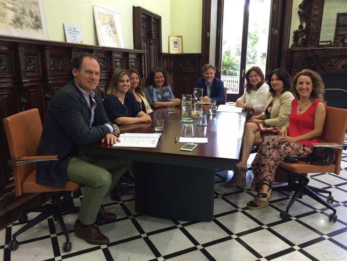 Fiscal se reúne con la Asociación de Mujeres Empresarias del Medio Ambiente