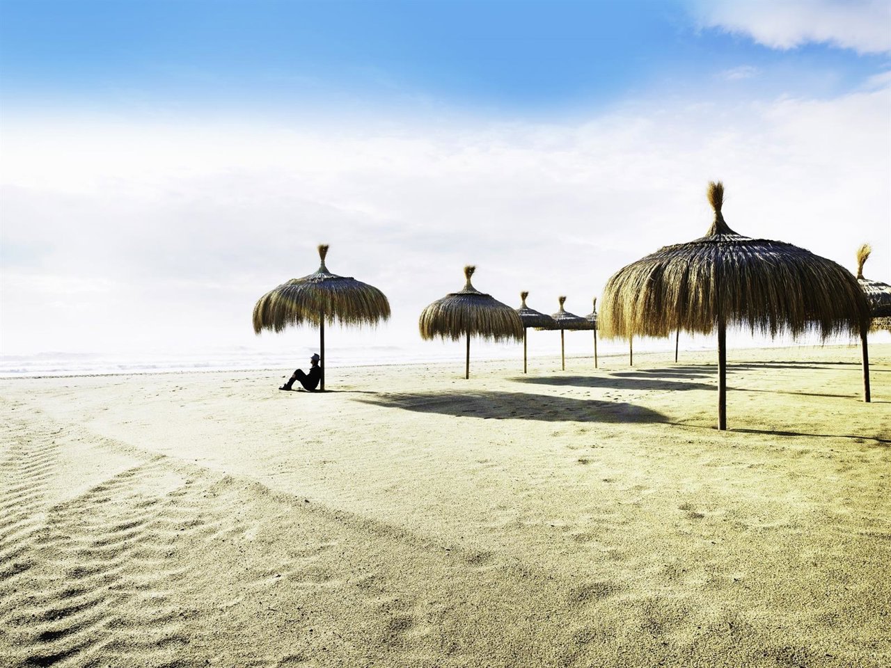 Playamar, El Retiro, Málaga, Playa, turismo, sombrilla, 