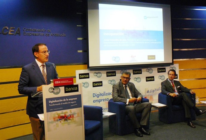 CEA. NOTA DE PRENSA Y FOTO. JORNADA APD Y BANKIA SOBRE LA DIGITALIZACIÓN DE LAS 