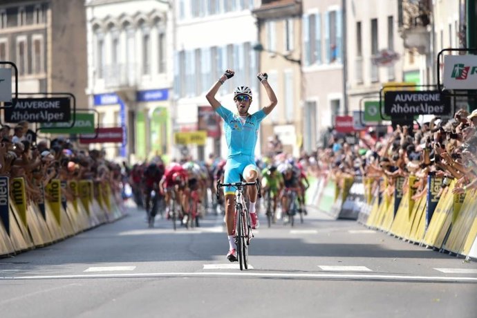 Fabio Aru gana la tercera etapa del Dauphiné Liberé