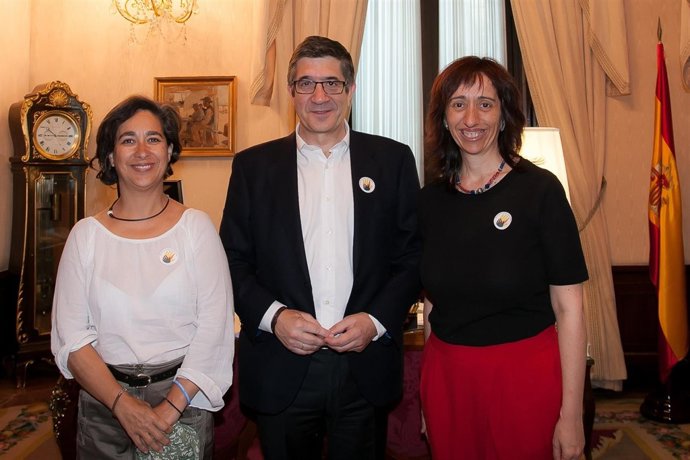 Ndp. Patxi López Recibe A La CNSE En El Congreso Con Motivo Del Día Nacional De 