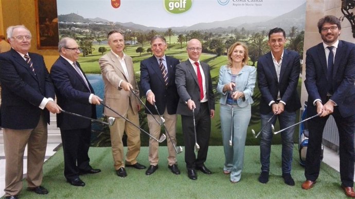 Ón Estudio Del Golf Como Motor Económ