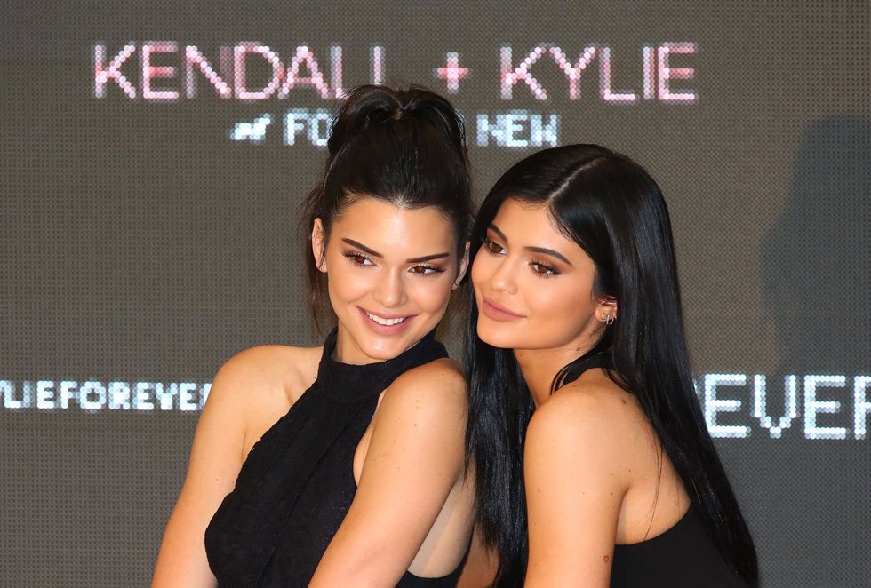 Kendall Jenner y Kylie Jenner/ Getty