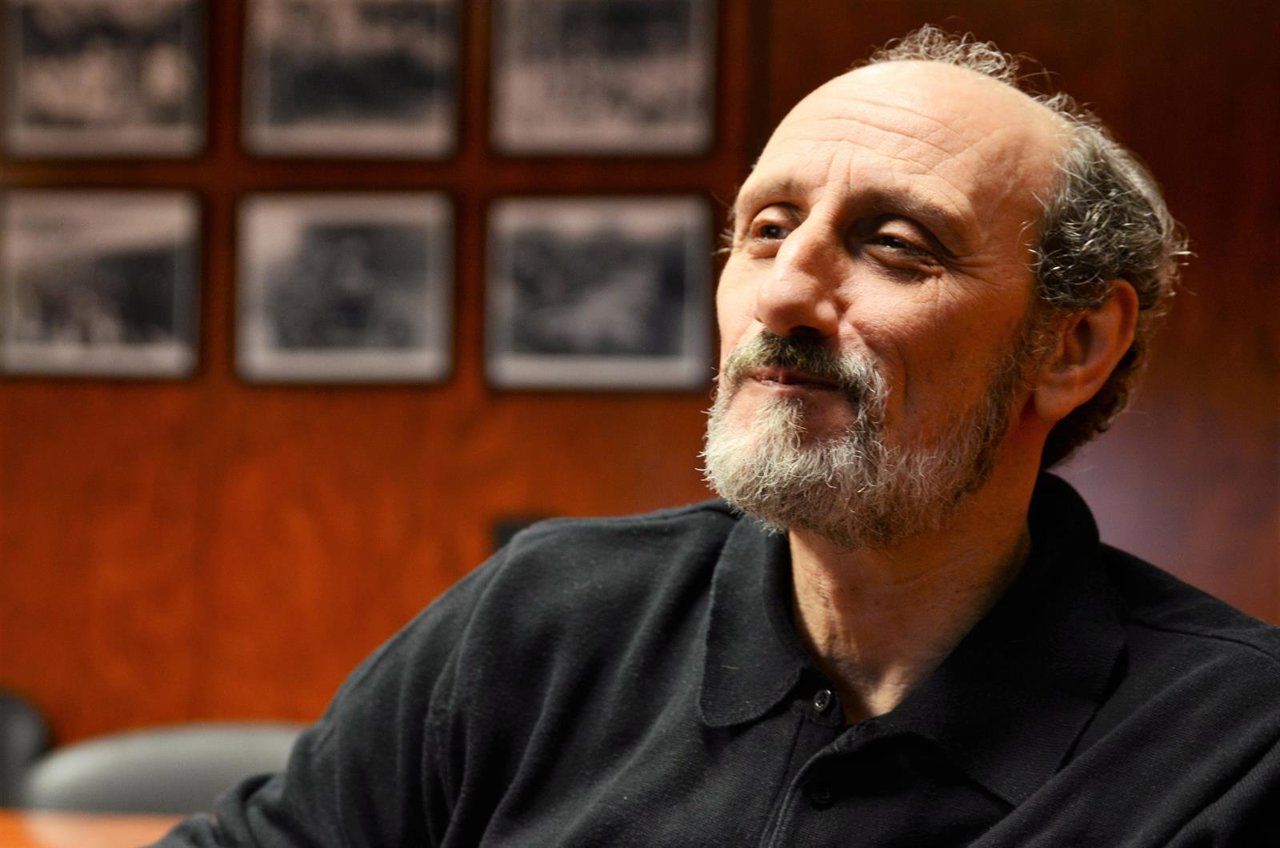 José Luis Gil en los encuentros Digitales de Europa Press