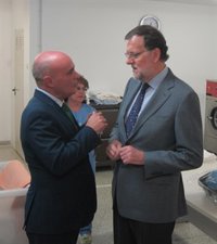 Rajoy identifica al PP con la "España moderada" frente al "extremismo y la radicalidad" que "lleva a la ruina"