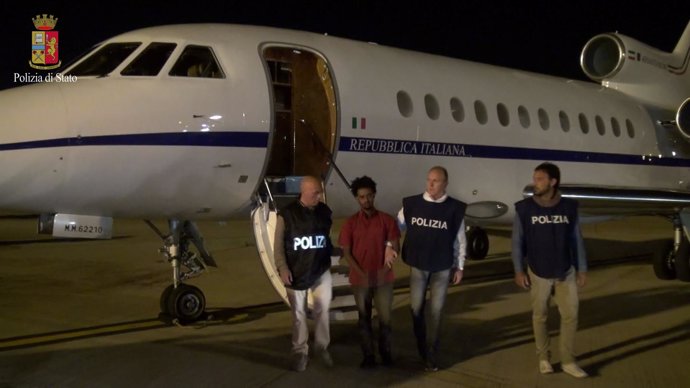 Supuesto traficantes de personas extraditado desde Sudán a Italia