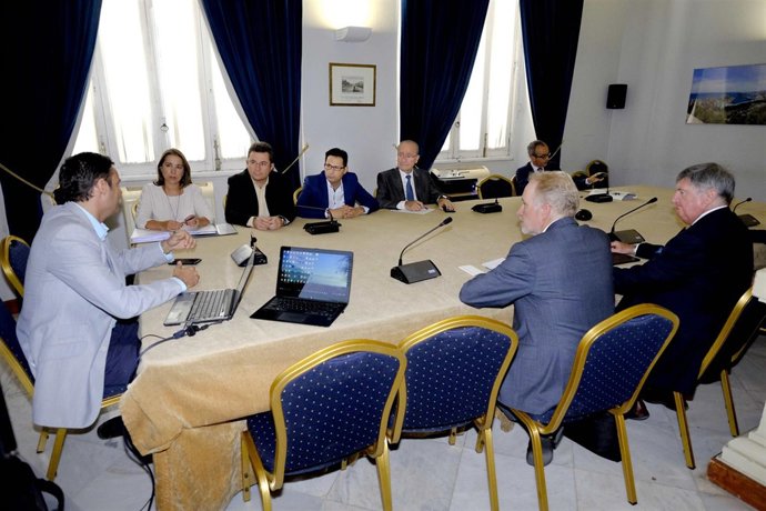 De la Torre con inversores de ARC Resorts, Singapur, plataforma de San Andrés