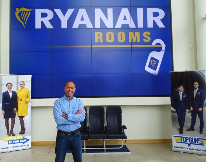 Ryanair-Rooms