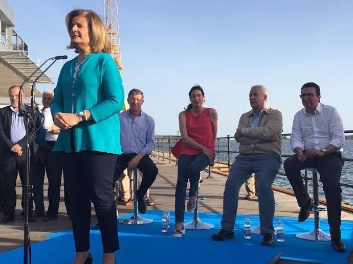 La candidata al Congreso por el PP de Huelva, Fátima Báñez.