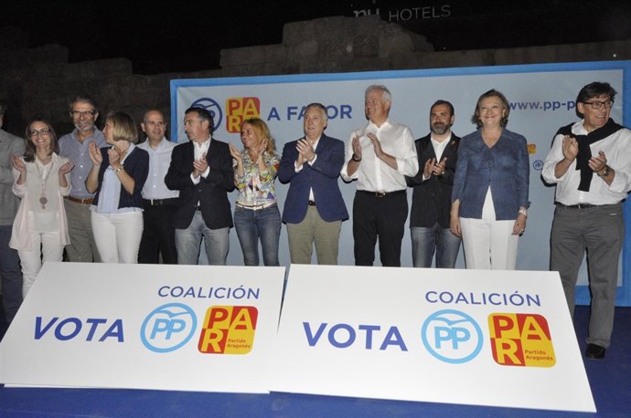 Acto de inicio de campaña de la coalición PP-PAR en Zaragoza. 