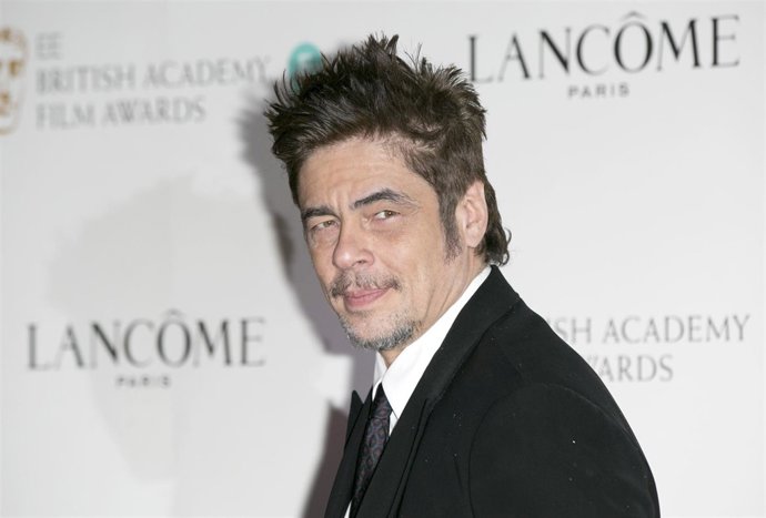 Benicio del Toro attends the Lancome BAFTA nomin