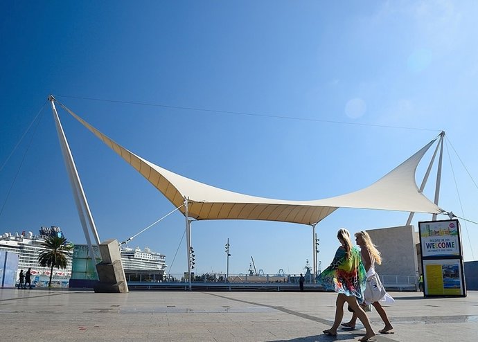 Cruceros y turistas en Las Palmas de Gran Canaria