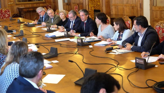 Reunión Comisión Mixta Ayuntamiento-UC