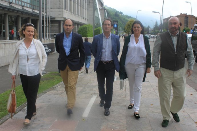 Susana López Ares visita Mieres. 