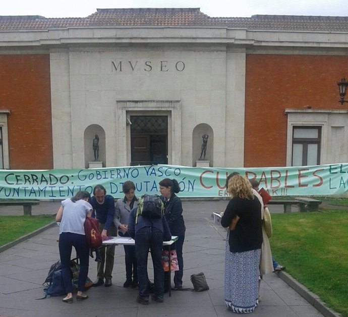 Protesta de trabajadores del Museo de Bellas Artes
