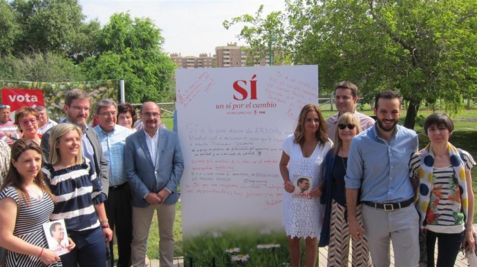 Acto electoral del PSOE en el barrio de Las Fuentes de Zaragoza