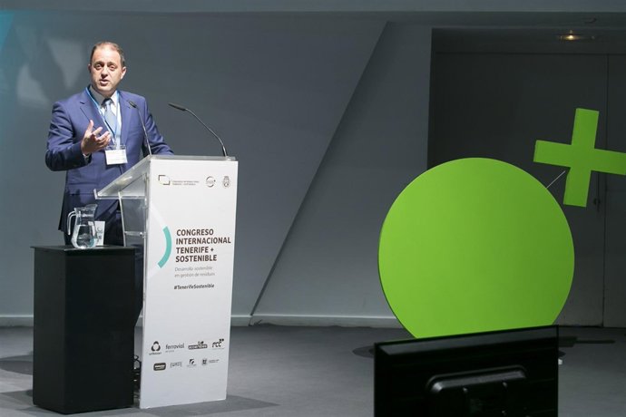 Molowny, en el Congreso