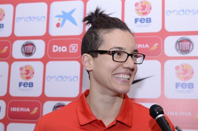 Laura Nicholls, jugadora seleccion española baloncesto femenino