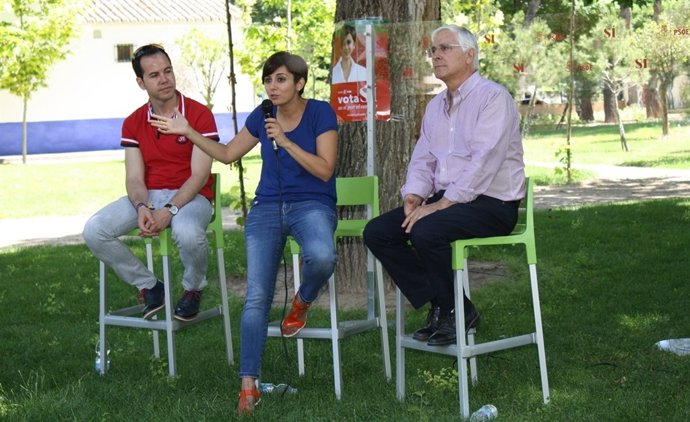11 06 2016 NOTA ISABEL RODRIGUEZ, JM BARREDA Y SERGIO GARCIA ACTO INTERGENERACIO