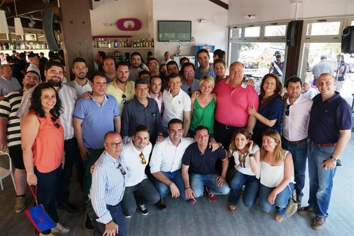 Encuentro de NNGG en El Ejido (Almería)