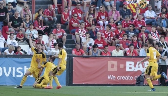 Osasuna vence al Nàstic en los play-offs de ascenso