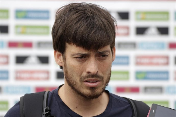 David Silva en la llegada a la concentración de la selección de fútbol