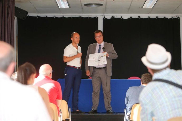 Reunión para informar de obras de Emasesa