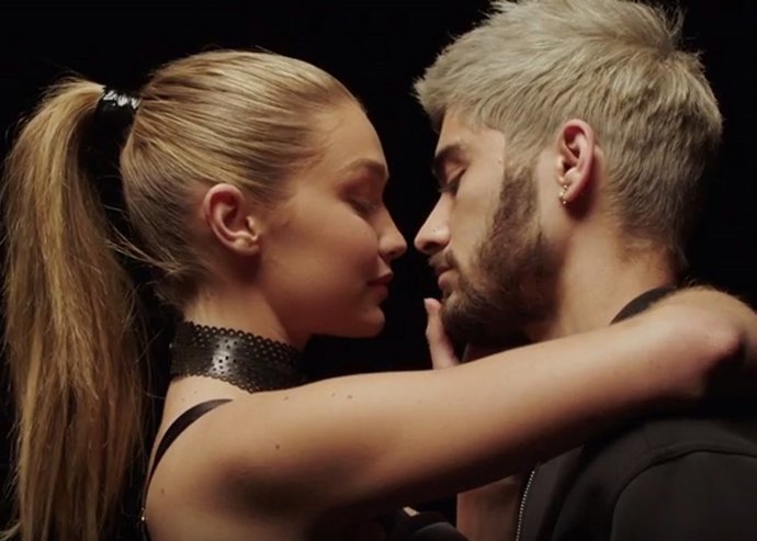 Zayn Malik cancela una actuación, por un grave ataque de ansiedad