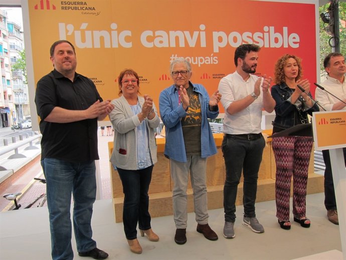 El vpte.O.Junqueras, la consellera D.Bassa, R.Cotarelo, G.Rufián y E.Capella. 