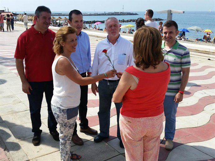 El PSOE presenta en Almería propuestas sobre turismo