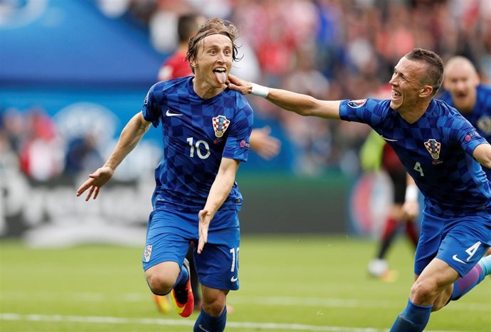 Luka Modric Croacia Ivan Perisic Eurocopa