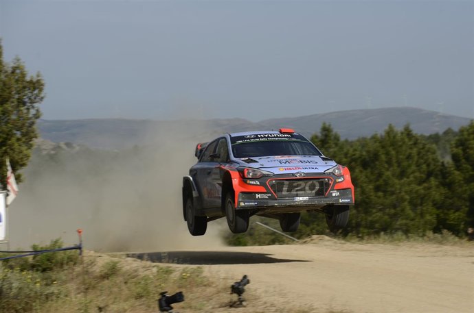 Sordo se pone segundo del Mundial en Italia