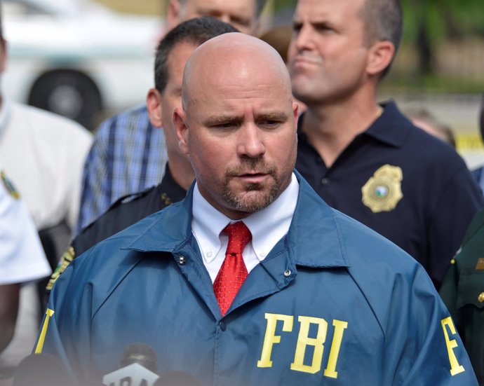 El agente al cargo de la investigación del atentado de Orlando, Ron Hopper