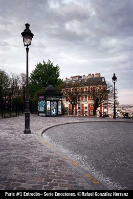 Exposición en Barajas de Rafael González