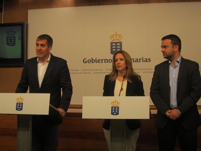 Clavijo, Dávila y Afonso, en rueda de prensa