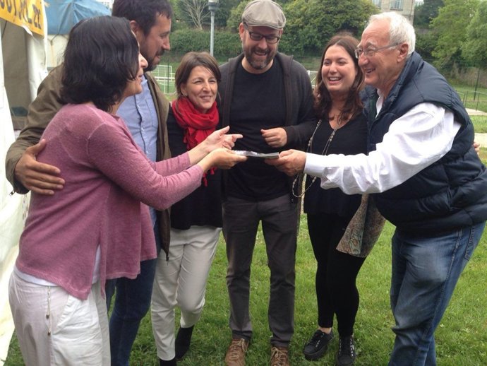 Buitrón, en la romería de Compostela Aberta, recibe el programa de Podemos