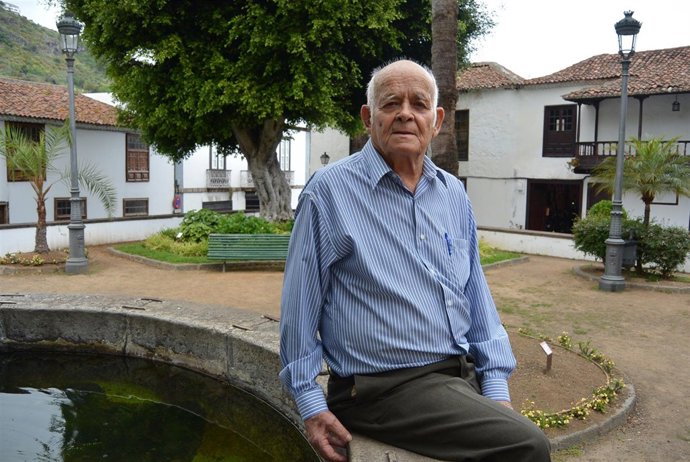 NOTA Y CONVOCATORIA JUBILADO REÚNE A 720 DESCENDIENTES DE CAMPESINA S. XIX EN IC