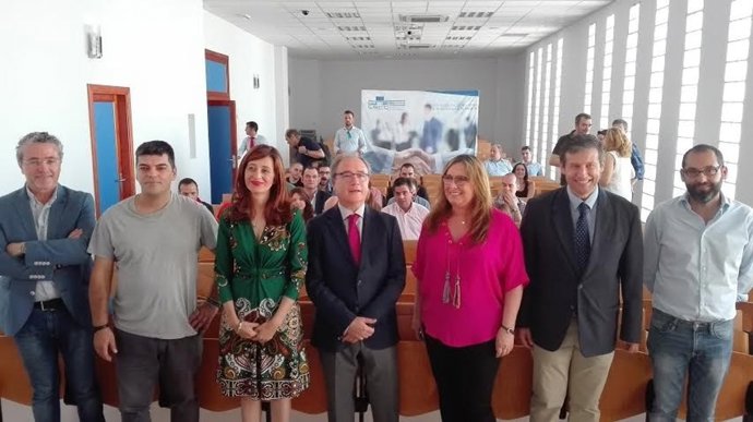 Luna (dcha.) y Cañete durante el encuentro en CECO