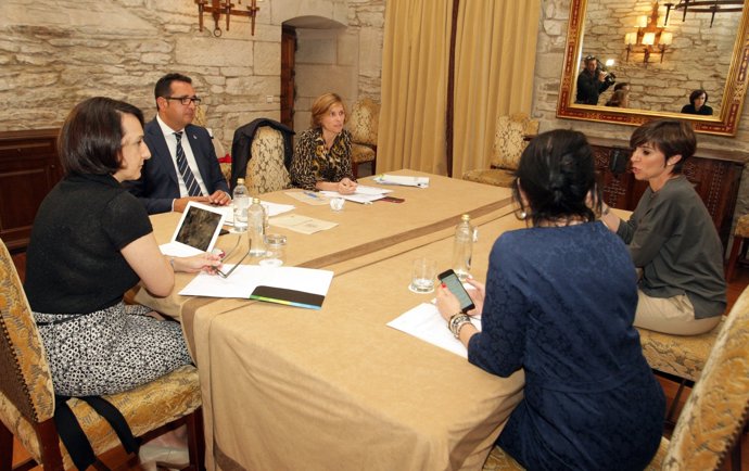 La directora de Turismo de Galicia, Nava Castro, en la reunión de España Verde