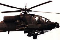 EEUU emplea helicópteros 'Apache' para atacar al Estado Islámico en el norte de Irak
