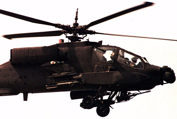 Un helicóptero de combate AH-64 'Apache'