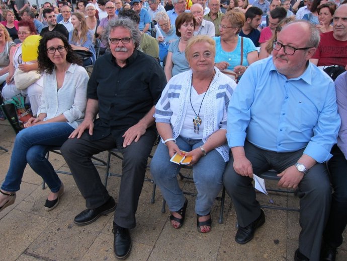 M.Rovira, J.Tardà, A.Surra y J.Capdevila (ERC). 