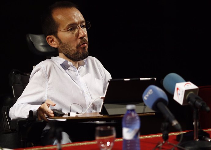 El secretario de Organización de Podemos, Pablo Echenique