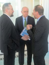 Debate.- Juan Carlos Girauta (C's) considera que Pablo Iglesias (Podemos) fue el perdedor