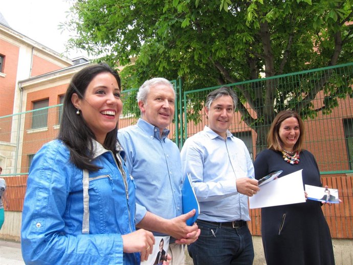Candidatos del PP al Congreso y Senado analizan aspectos educativos