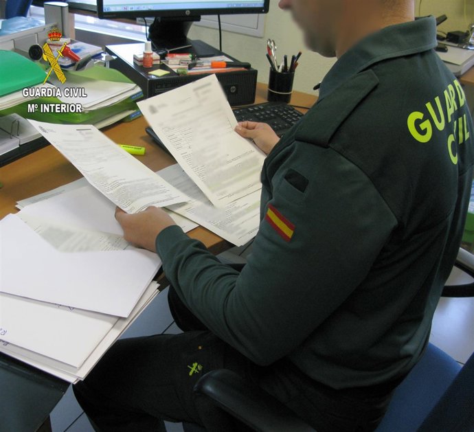Estudio documentación por parte de la Guardia Civil