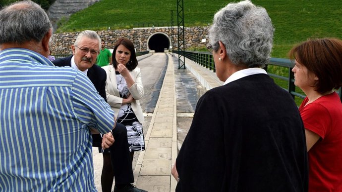 Adriana Lastra y Antonio Trevín, en Campomanes