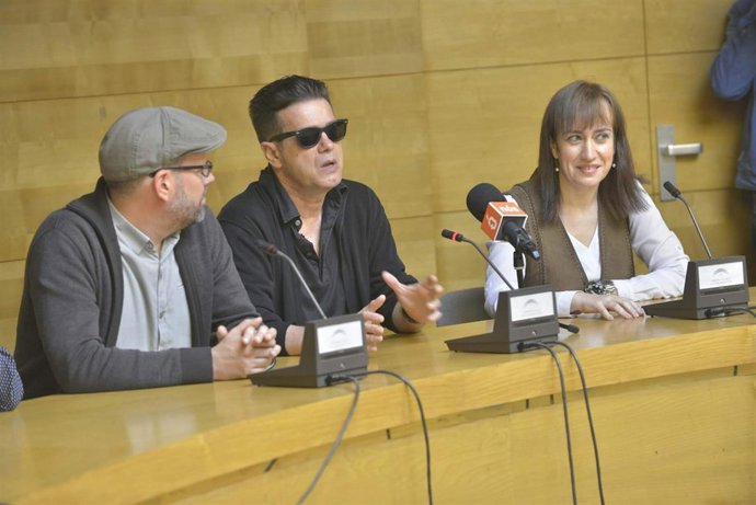 GALICIA Santiago Auserón Canta Con La Real Filharmonía De Galicia (MAÑANA MIÉRCO